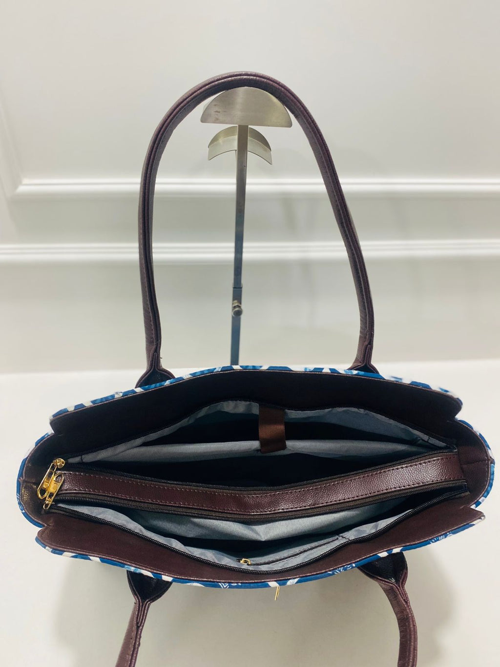 Teal Arc Spacious Laptop Bag