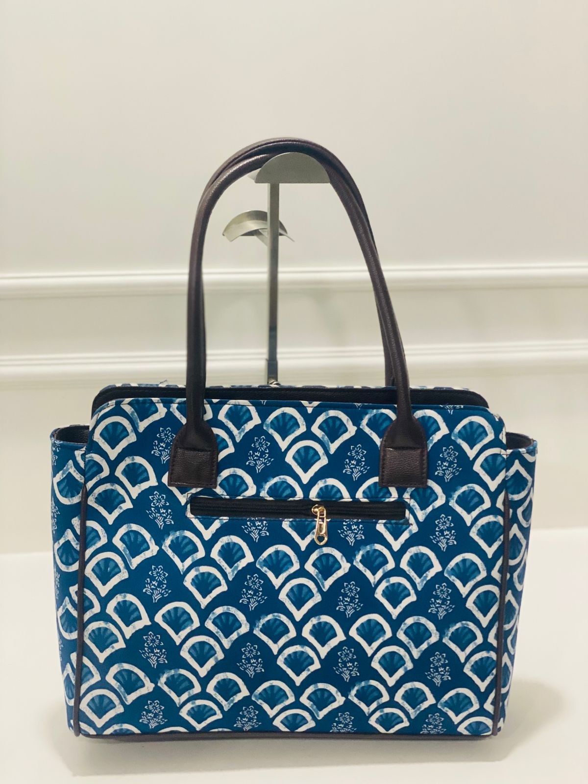 Teal Arc Spacious Laptop Bag