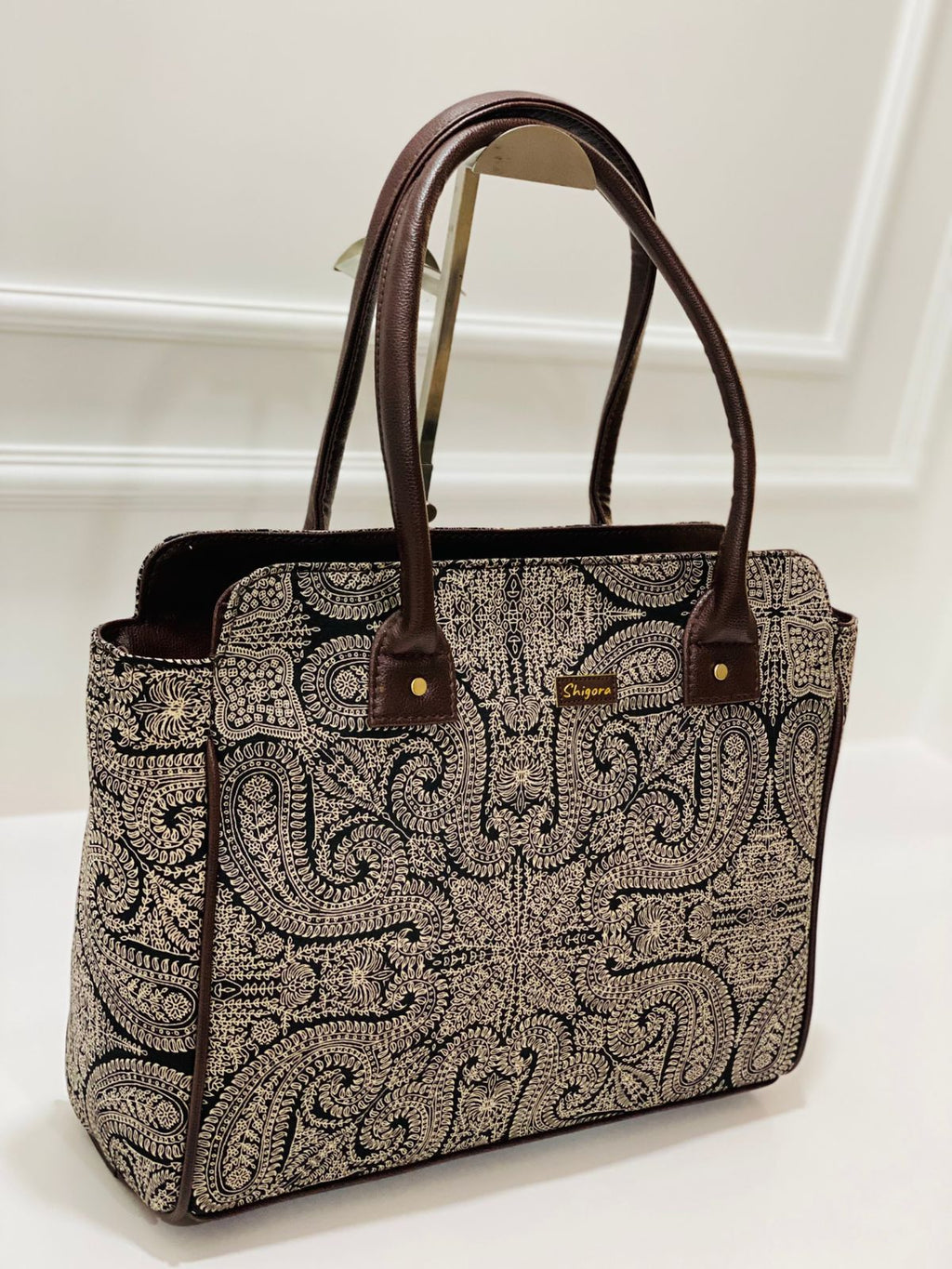 Black Mandla Spacious Laptop Bag