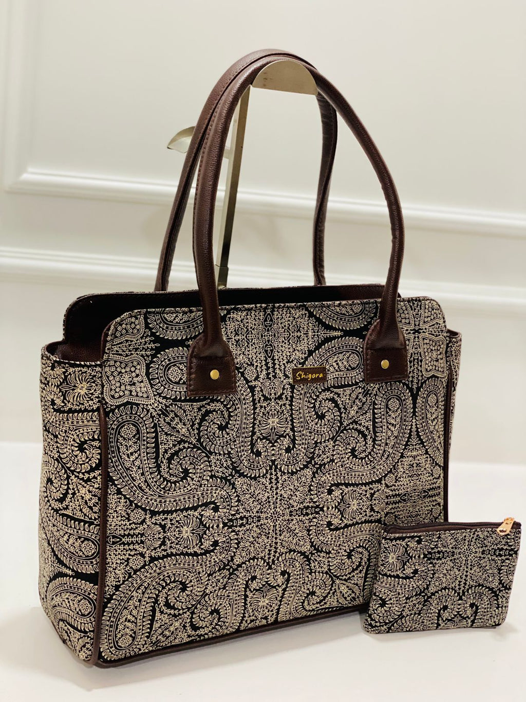 Black Mandla Spacious Laptop Bag