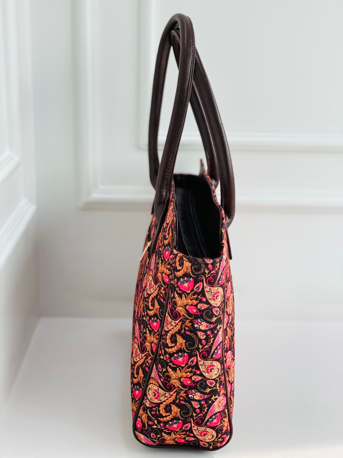 Royal Paisley Spacious Laptop Bag