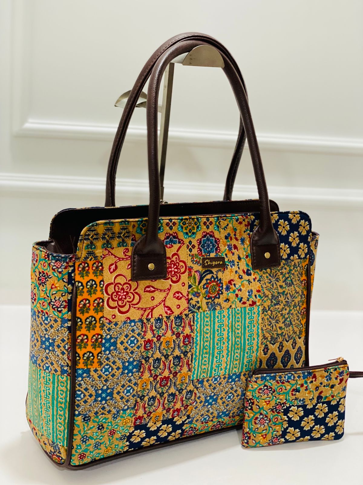 Golden Mosaic Spacious Laptop Bag