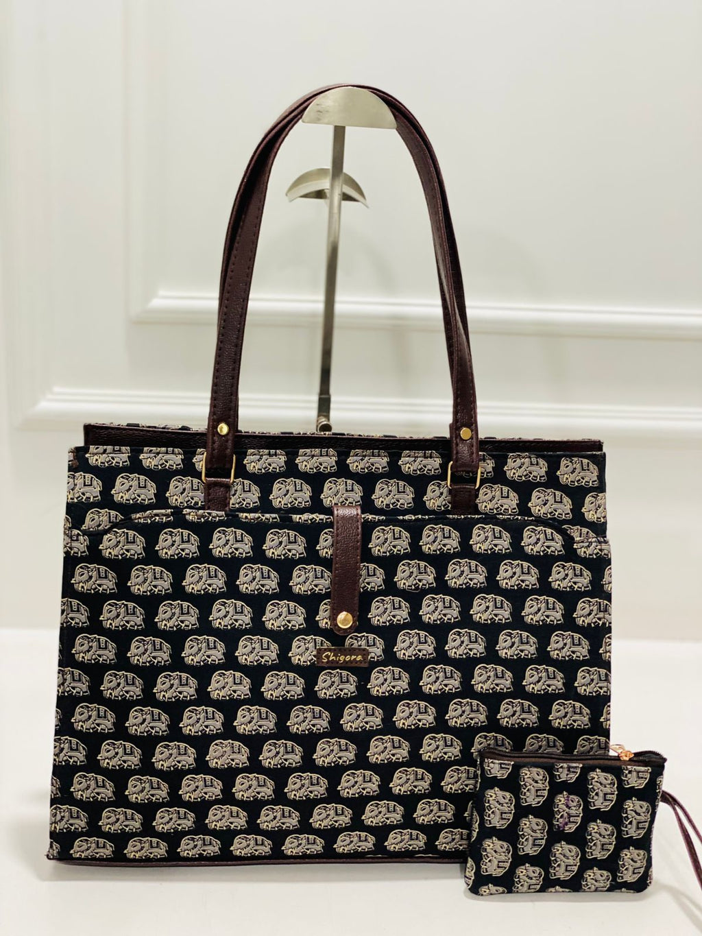Royal Elephant Statement Laptop Bag