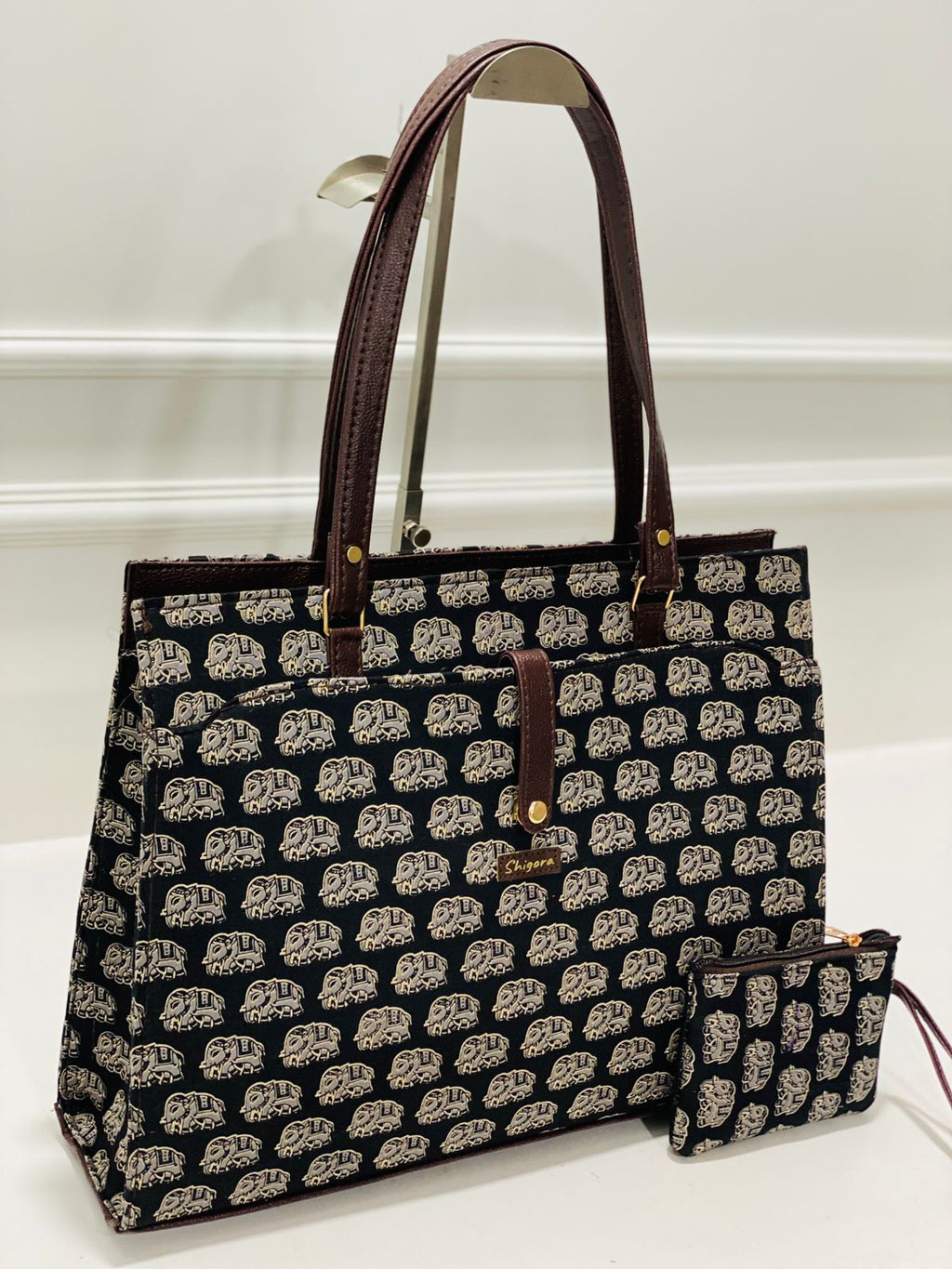 Royal Elephant Statement Laptop Bag